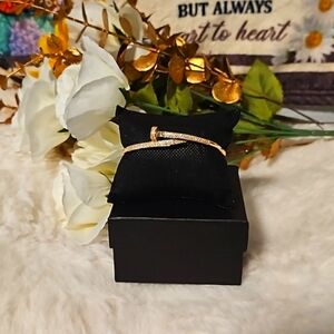 Nail Bangle Cubic Zirconia Bracelet Stainless Steel - Gold Plated NEW